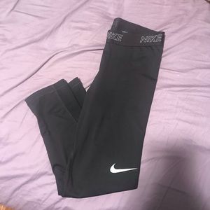 Nike cropped leggings